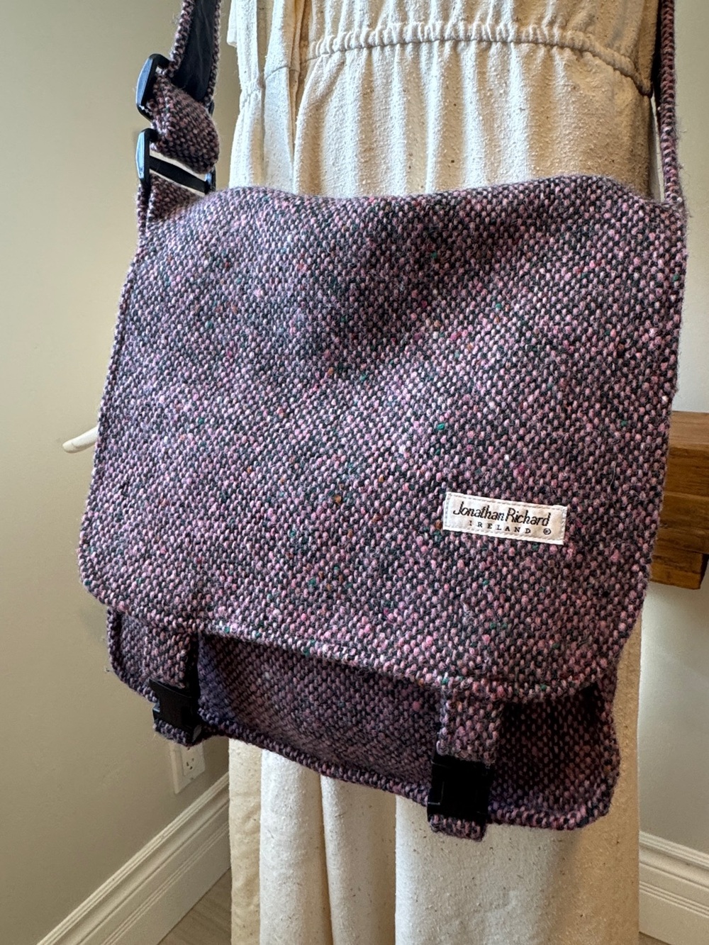 Jonathan Richard Ireland 100% Wool Tweed Messenger Crossbody Bag